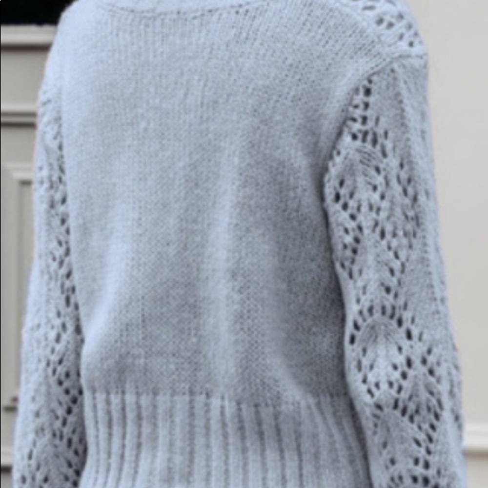 🥳HP🥳Beautiful soft light blue knit sweater🎊💐🎉 - Picture 6 of 8